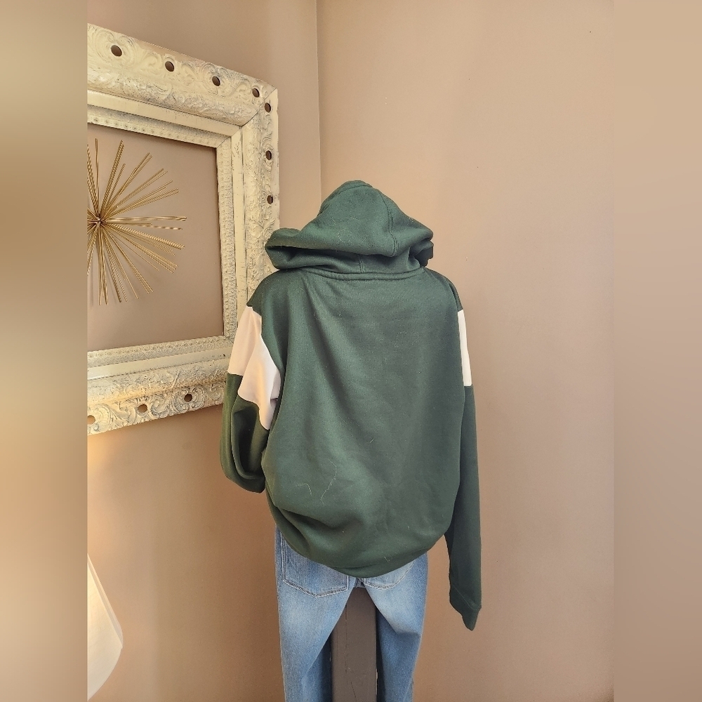 Michigan State Youth Sweatshirt Size L (16-18) - Picture 3 of 5